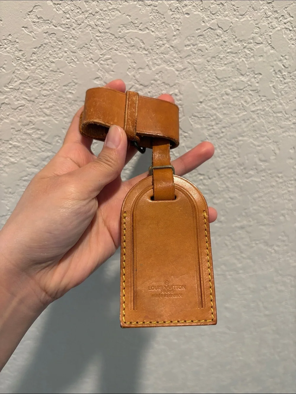 Louis Vuitton Vachetta Leather Luggage Tag in Tan